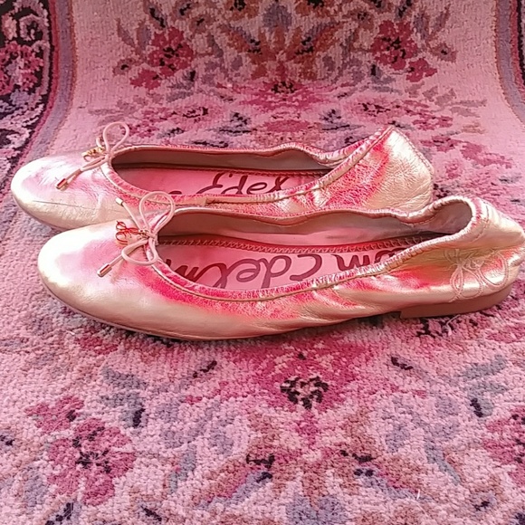 SAM EDELMAN FLATS/SHOES (GOLD) SIZE 7 MED. - Picture 2 of 8